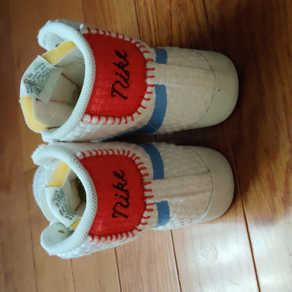 Nike Women's Nike sneakers - Picture 4 of 8